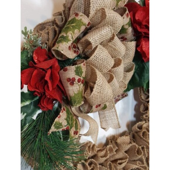 Winter Christmas Burlap Wreath w/Red Hydrangea & Holiday Winter Frosted Greenery - Picture 9 of 9